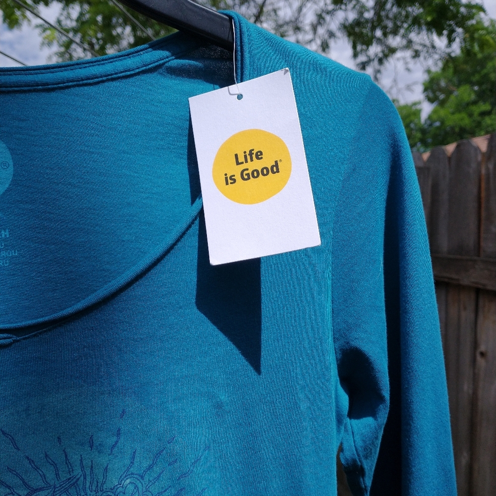 *sold* Life is Good long sleeve tee sunset blue XS - Picture 4 of 6